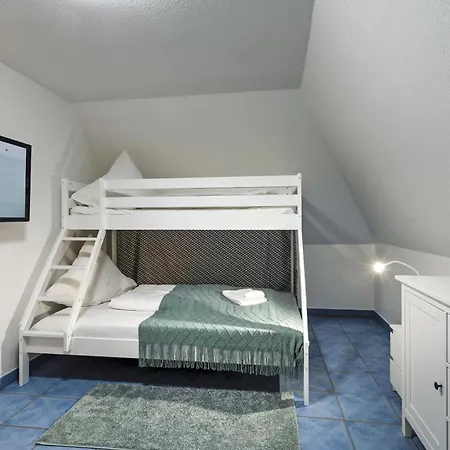 Reetdachhaus Kuestenvilla Nyaraló Büsum